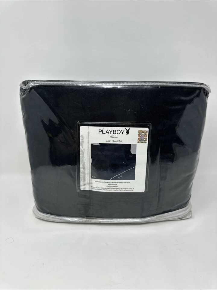 Juego de sábanas satinadas Play Boy tamaño king Foto 2 de 4