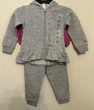 Skechers Girls 3-Piece Comfort Tracksuit Set 3 Years - Bnwt