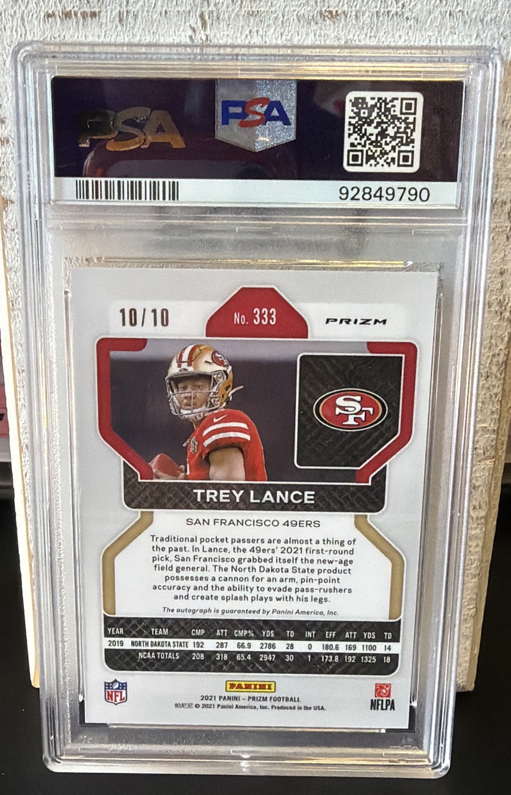2021 Panini Prizm Rookie Trey Lance Gold Prizm Auto 10/10 PSA 10 Pop 1 #333 view 3