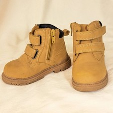 Wonder Nation Casual Boots Toddler Size 6 Beige Hook Loop Straps