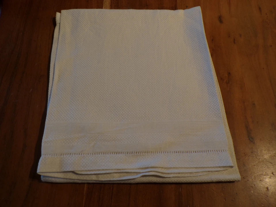 Linge ancien Lot de 2 Torchons metis  blancs différents - Photo 2/4