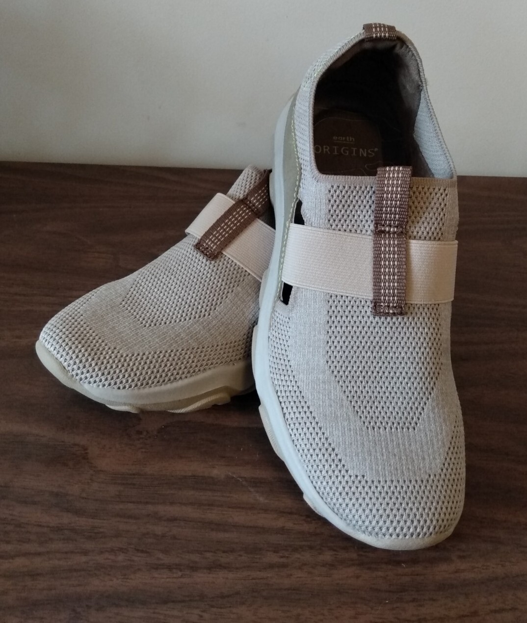 Earth's Origins Women's Tanvi Beige Brown Knit Slipon Walking Shoes size 8 eBay