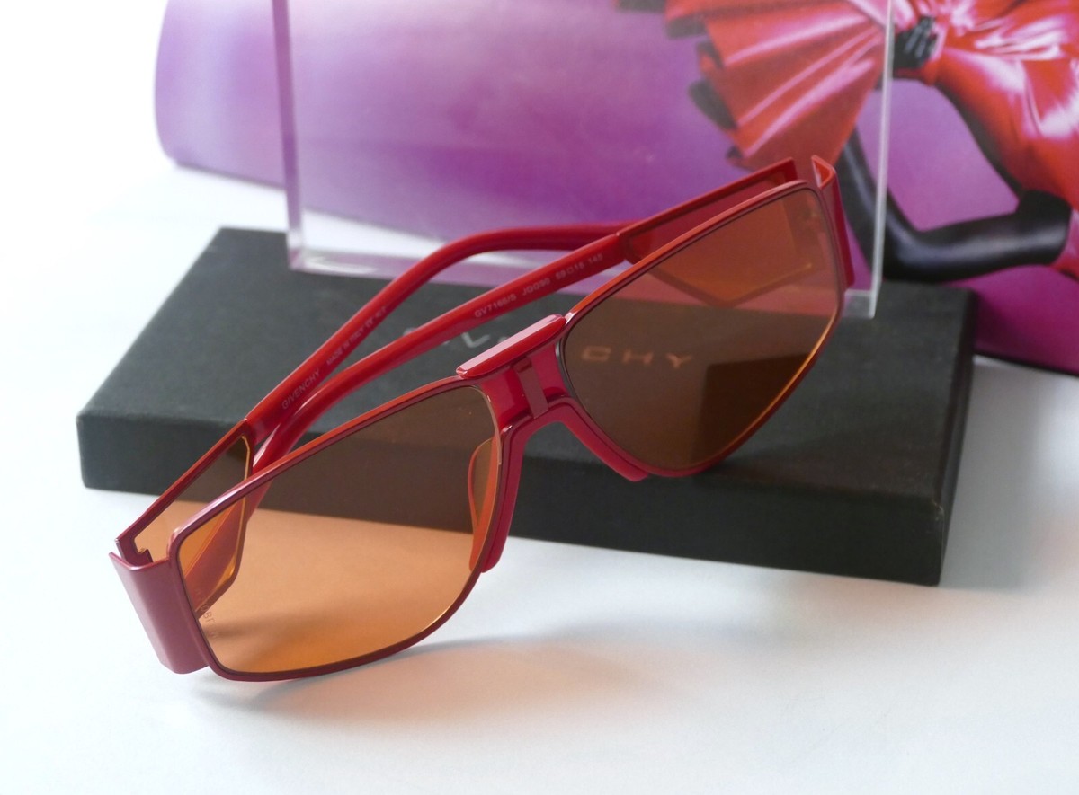 Streamlined, Givenchy women sunglasses full frame metal  display picture 2