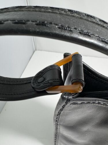 Vtg Cole Haan Black Patent Leather Purse With Brown Lucite Hardware Toggle Close - Picture 3 of 16