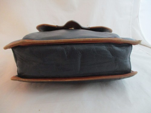 Vintage Faigen Leather for all Seasons Australia Bag (2) - Picture 9 of 12