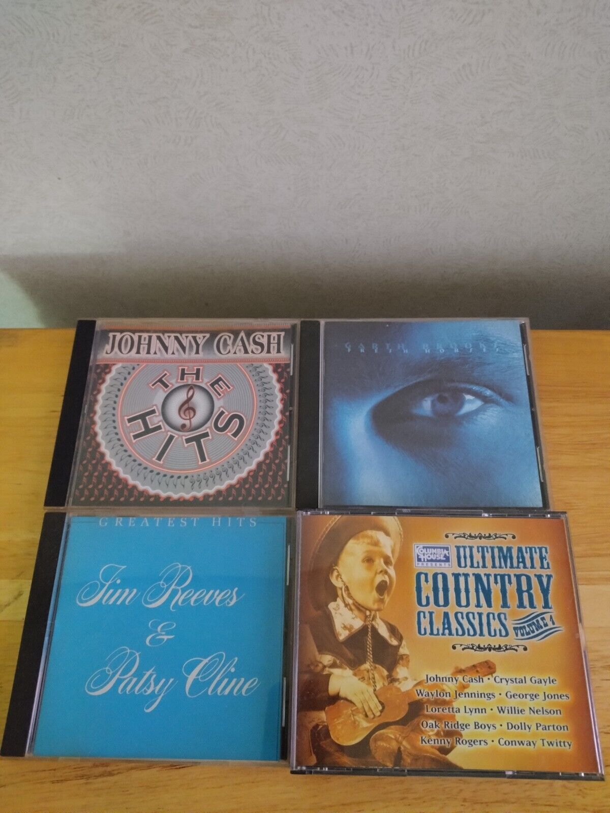 Country Music 4 CD Lot - Johnny Cash,Garth Brooks,Patsy Cline,Ultimate Country