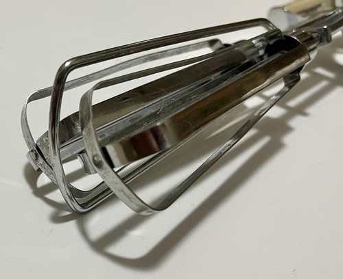 Vintage Egg Beater Manual Crank Hand Mixer Blender Stainless Steel USA - Picture 8 of 8