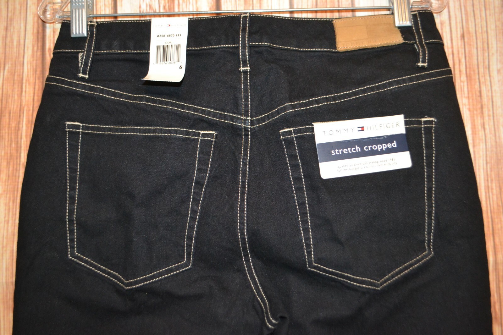 NWT Tommy Hilfiger Women's Stretch Cropped Black Denim Jeans Sz 6 thumbnail 7
