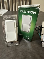 Lutron Diva LED+ Dimmer Switch (DVCL-153P) – White – Used, Good Condition