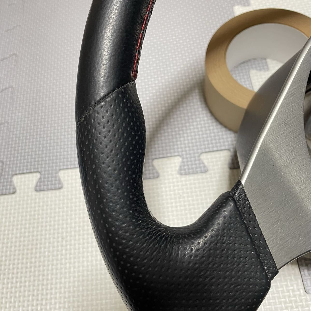 Nissan OEM MOMO Leather Steering Wheel for Skyline V35 Z33 350Z