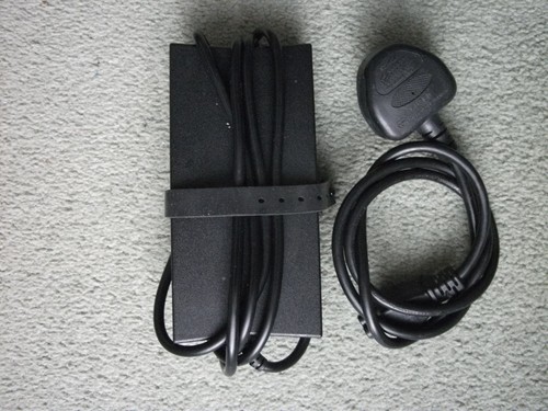 Dell Original Laptop Ladegerät PSU High Power 130W 19,5V 6,7A 0JVCH5 Docking Stn