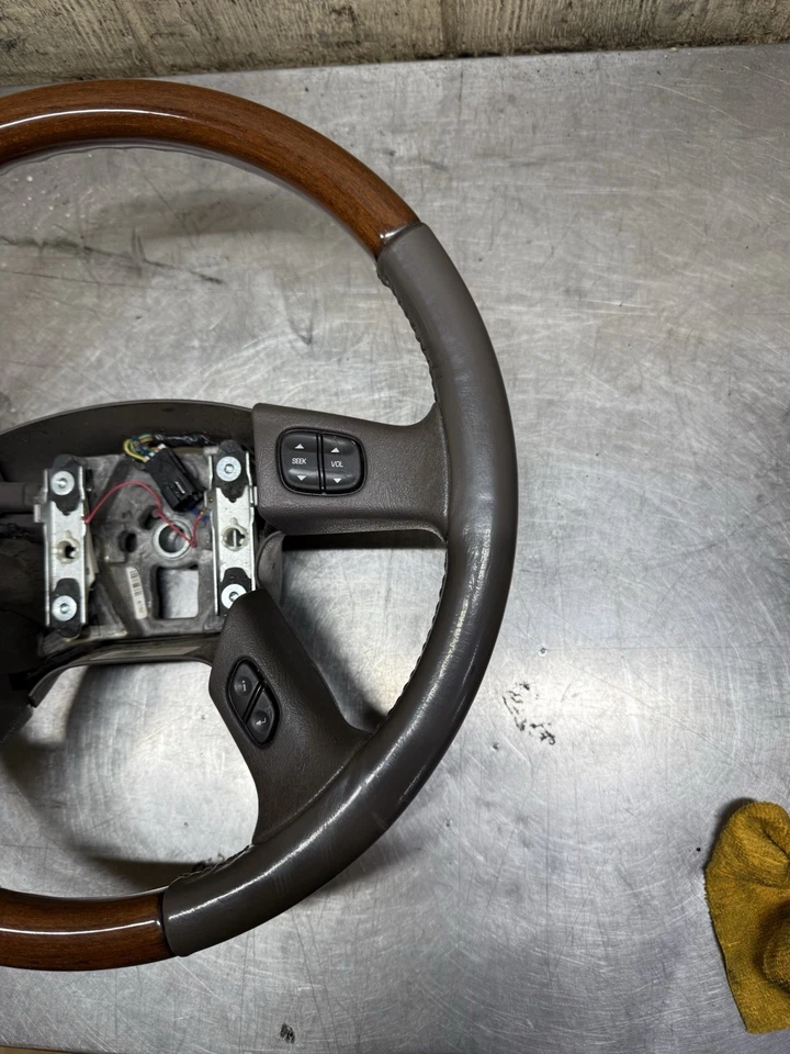 Volante Cadillac Escalade GMC Yukon Woodgrain 2003-2006 OEM Foto 3 de 4