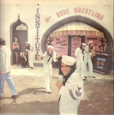 LP Alice Cooper Muscle Of Love NO CARDBOARD OUTER SLEEVE NEAR MINT Warner