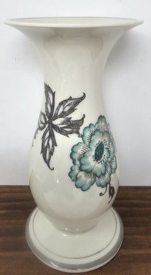 Vintage Schaubach Kunst Floral Tapered Hand Painted Vase Germany 8'' Excellent 