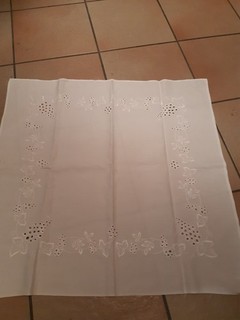 Weißwäsche Tischdecke Mitteldecke Handarbeit Weinrebe