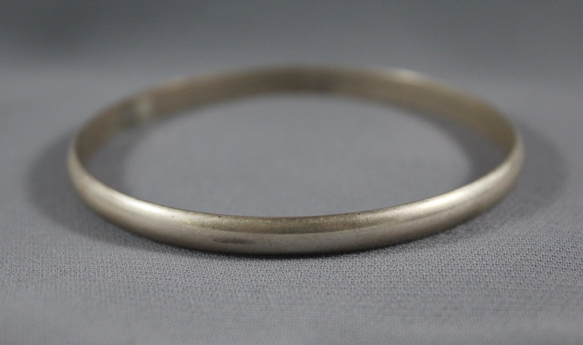 Vintage Navajo Sterling Silver Bangle Bracelet 2 1/2