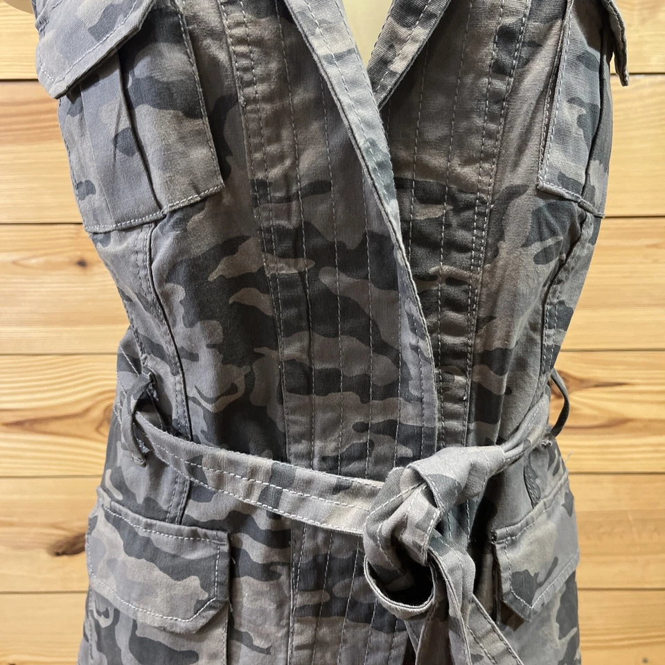 GILI Camouflage Vest 6 Printed Belted Zip Neck Stretch Sleeveless Green B159 - Image 3 of 4