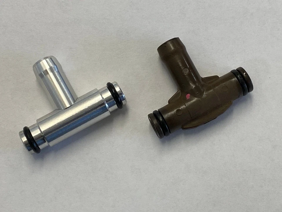 Honda  16024-MZ2-E00  Aluminum Carb Tee , CBR600, CBR900, CBR1000 1991-06 - Bild 1 von 1
