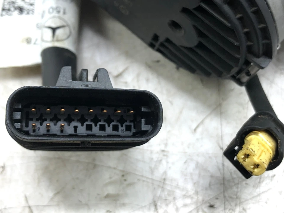 2013-2019 MERCEDES GL450 4.6L ENGINE THROTTLE BODY OEM - Image 4 of 4