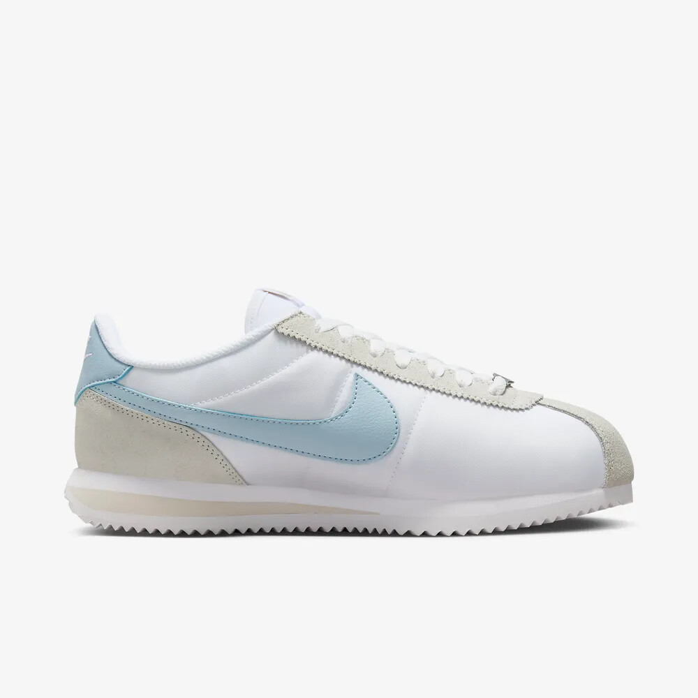 NIKE Cortez ホワイト/ブラック/ライトブルー 8.5 Size 8.5 - Nike Cortez White Light Armory Blue W for sale