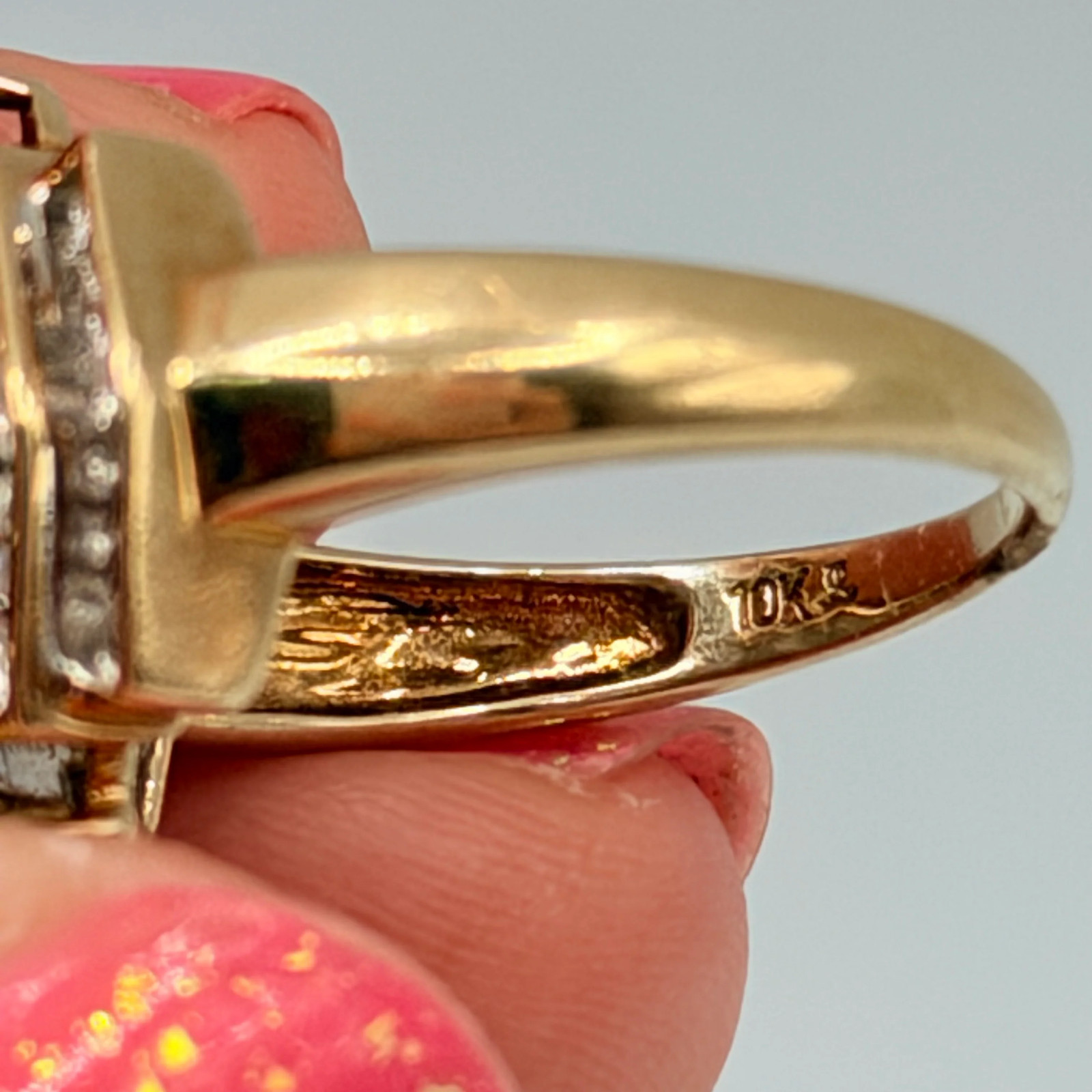 Solid 10K Yellow Gold Ring with Diamond Cluster S… - image 14