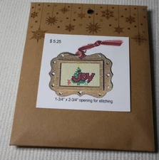 NIP Yarn tree Wood Rectangle Frame Ornament for Cross Stitch Patterns