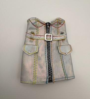 Rainbow High Avery Styles Fashion Studio irisierend silber Kleid