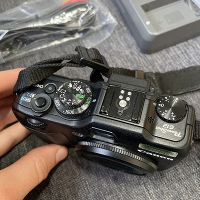 Canon Digital Camera G12 10 MP 5x Optical Zoom 28mm Includes Video