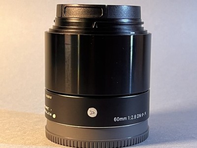 Sigma 60mm F2.8 DN Art Objektiv für Sony E-Mount  
