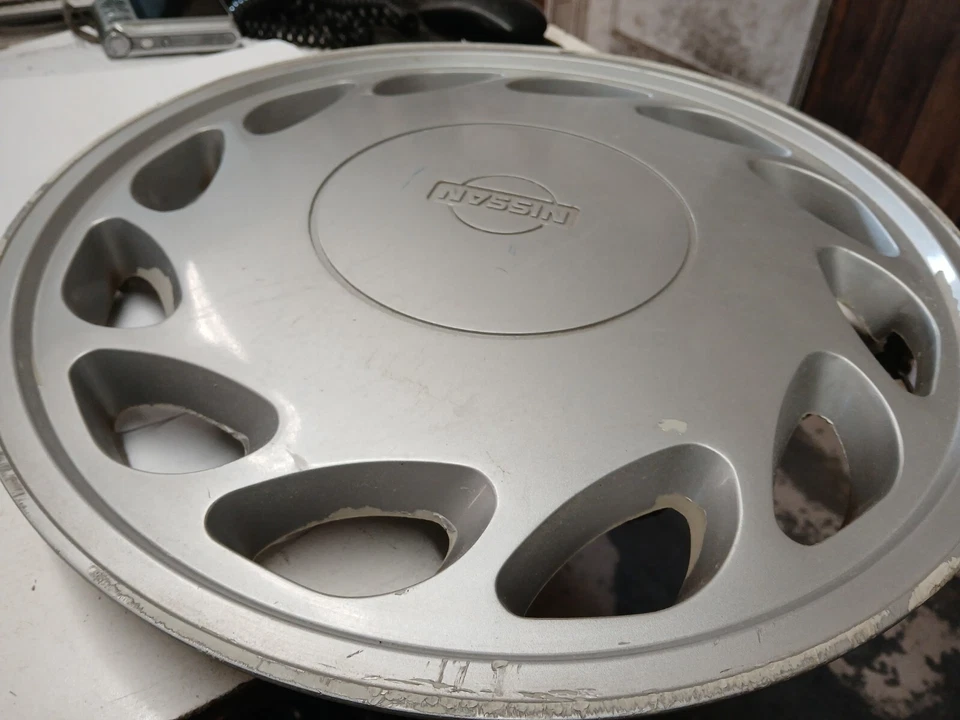 Cubierta de rueda tapacubos Nissan 240SX # 53055 1989-1994 999W1-4B000 rasguños y arañazos Foto 3 de 4