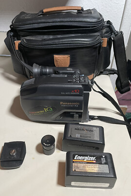 Panasonic Palmcorder IQ PV-IQ203D vintage camera camcorder with