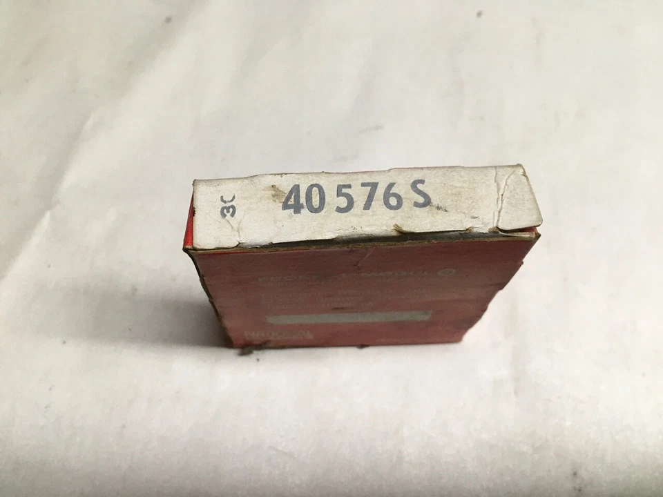 Nuevo sello de eje de transmisión National Oil Seals delantero 40576S Foto 2 de 4