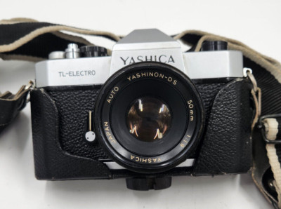 YASHICA TL-ELECTRO 35mm SLR with 50mm 1:1.9 YASHINON DS Lens Film Camera