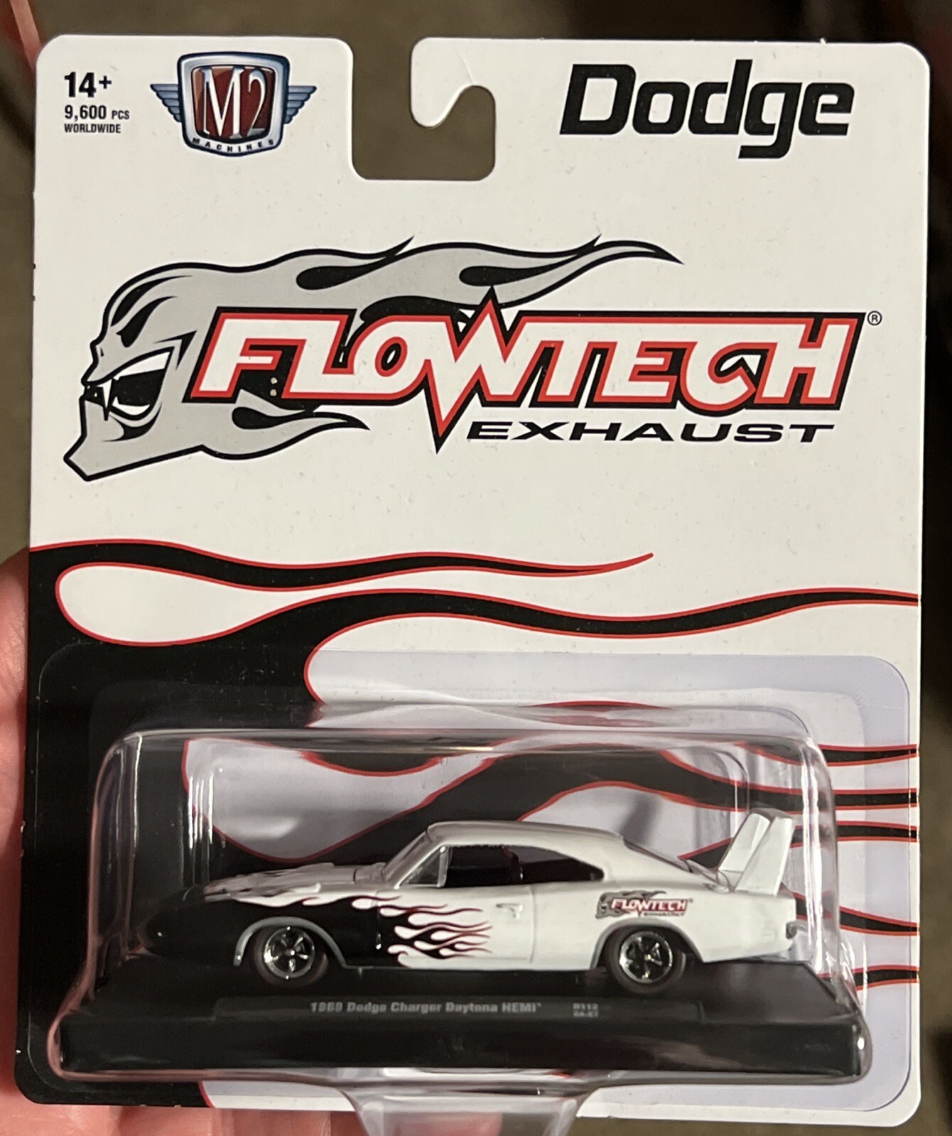 🔥M2 ~ 1969 Dodge Charger Daytona HEMI White & Black Only #/9600 Flowtech RR’s