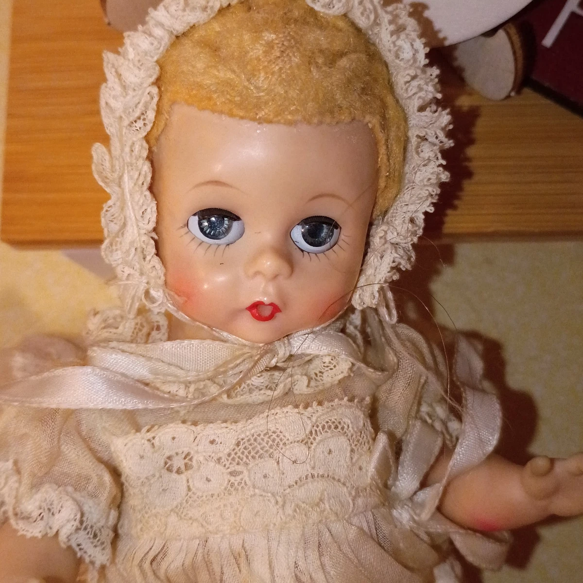 25+ Madame Alexander Dolls & Doll Playsets with Vintage Doll for