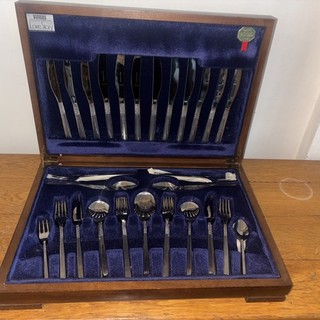 vintage Viners "Love Story" stainless steel cutlery canteen set