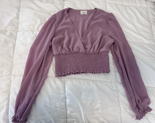 Aritzia Wilfred Womens Wistful Blouse Soft Orchid Long Sleeve Crop Top Size S