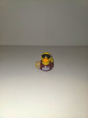7 Brew Duck with Sunglasses