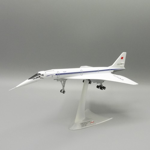 Aeroflot Tupolev TU-144D Technik Musée Sinsheim 1/200 Herpa 556323-001 - Photo 8 sur 12