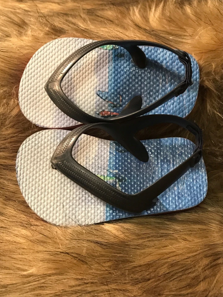 Baby Gap Sailboat Flip Flops Size 6 - Image 4 of 4