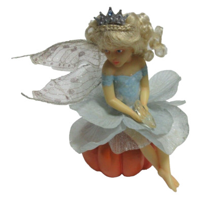 Ashton Drake Fairytales Cinderella Fairy Princess Sitting on Pumpkin  6'' Figure