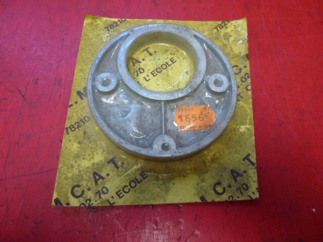 Pièce embrayage moteur Bernard 20548 pour W110, 110 bis, 610 et 810 NOS en acier