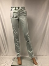 Jean Salsa modele : 114092 slim secret push in couleur vert Taille : W26L32 34FR