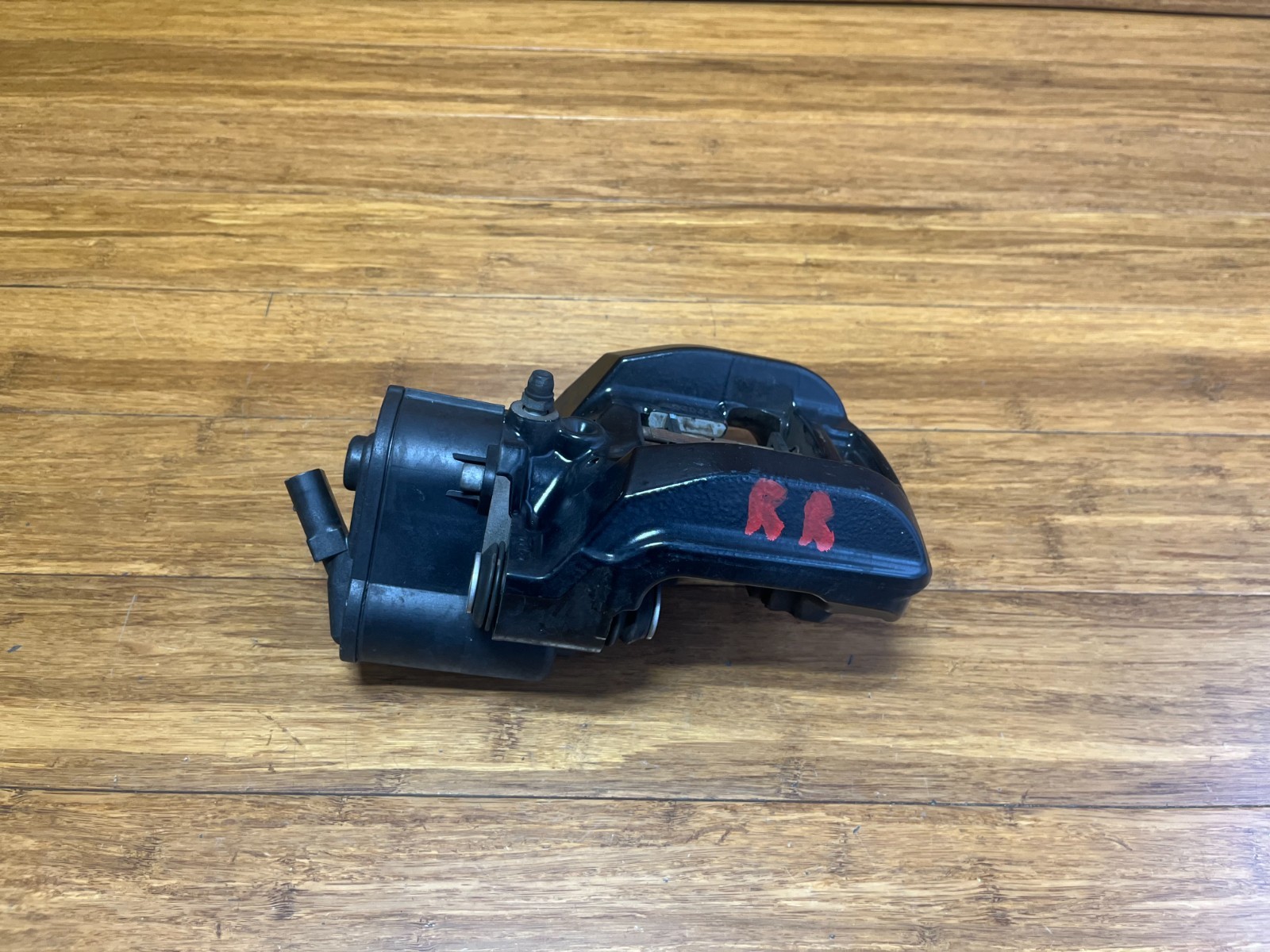 Audi R8 Spyder 2017-2023 Rear Right Parking brake caliper P/N 4S0615404D