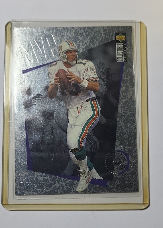 1996 Upper Deck Collector's Choice - Mvps Dan Marino #M25