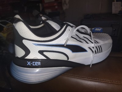 Puma XCell Action Running  Sneakers  WHITE &SKYBLUE SZ M 14+  SOCKS INCLUDED 