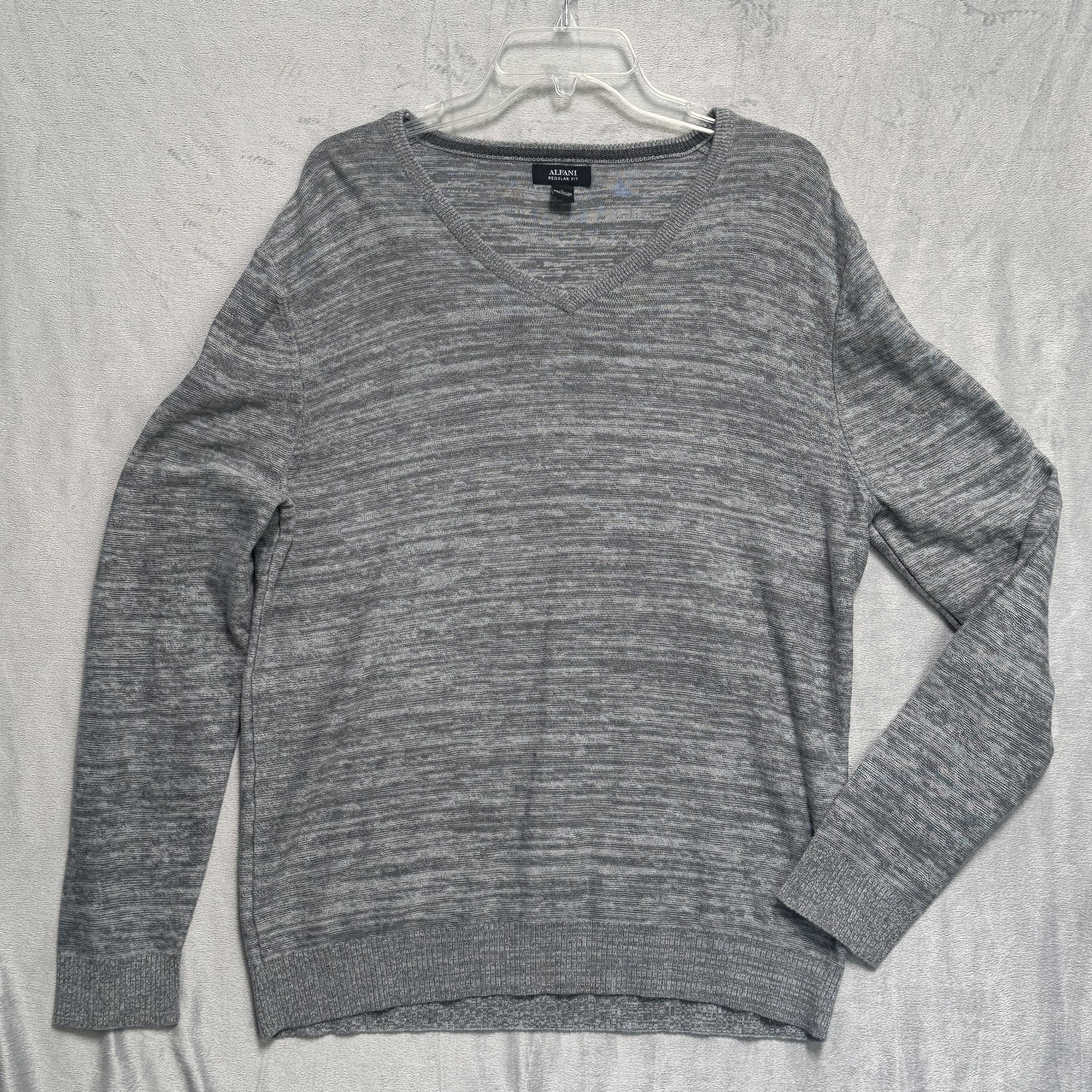 Alfani Sweater Mens Large V Neck Regular Fit Pullover Lightweight Casual