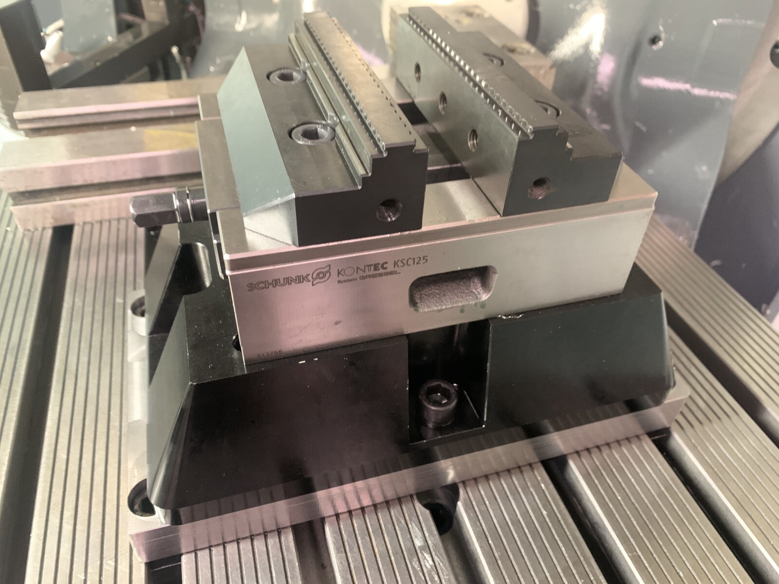 DMG DMU SCHUNK KSC-125 5TH AXIS VISE + RISER KONTEC SKQ125-1 + FIXTURE ...