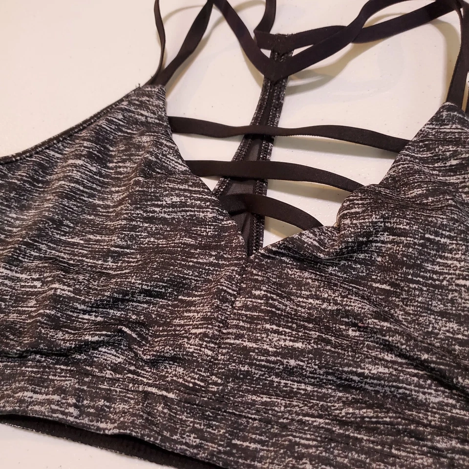 Victoria's Secret Women Sports Bra Large Gray Strappy Mesh Wireless Pullover - Image 3 of 4