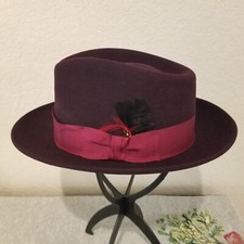 Vintage Dobbs Fifth Avenue N.Y. Burgandy Fedora Hat Size 7 Excellent CONDITION